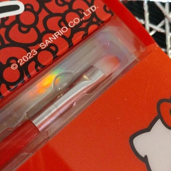 Hello Kitty Shimmery Eye Shadow Palette with Mirror and Brush NWT - Picture 12 of 14